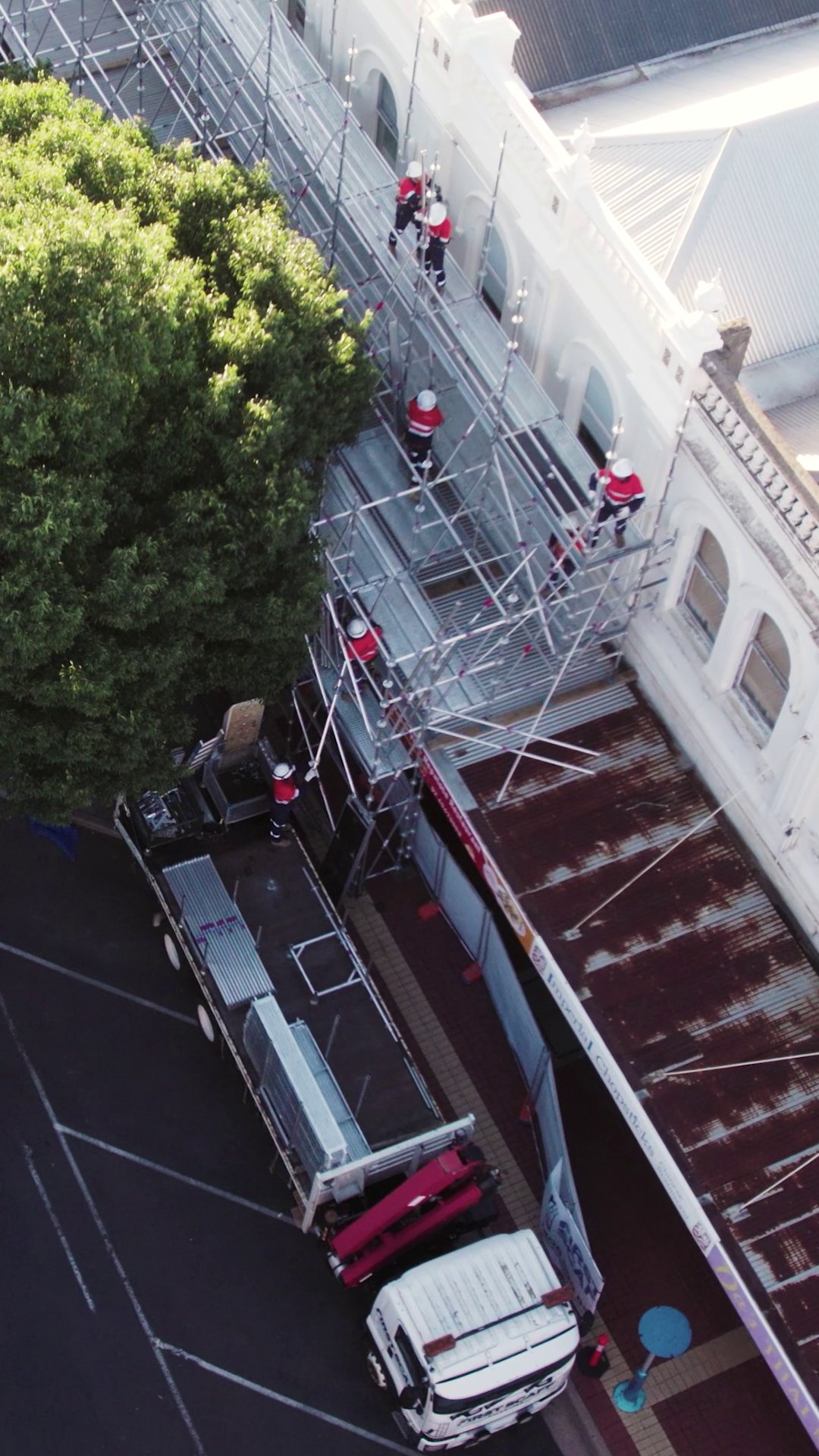 First Scaff crew erecting heritage facade scaffolding from above